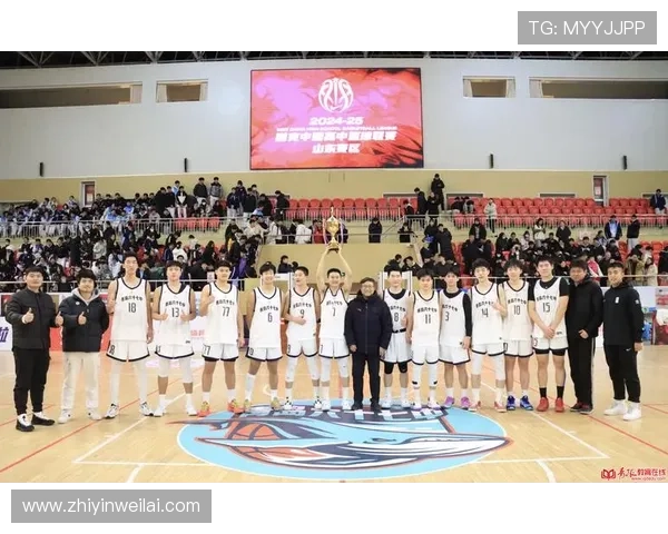 南京篮球队与成都篮球队赛后分析个人能力的全面对比与启示 南京篮球队与成都篮球队赛后分析个人能力的全面对比与启示